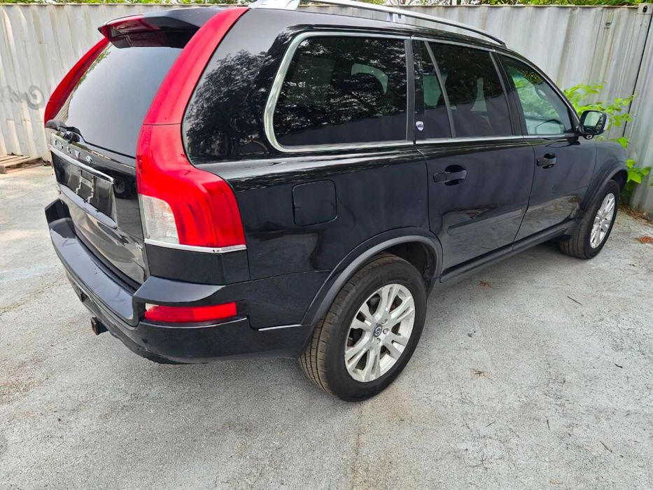 Volvo XC90      2014