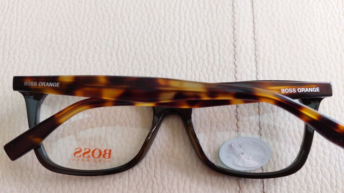 Oryginalne oprawki okulary korekcyjne HUGO BOSS Orange mod. BO0313 S upsk OLX.pl