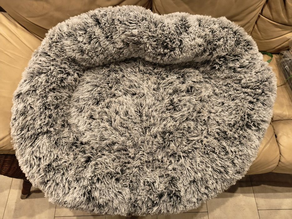 Duże miękkie legowisko dla psa lub kota