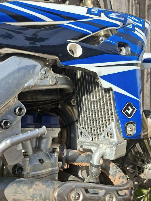 Yamaha yzf 250 2010r