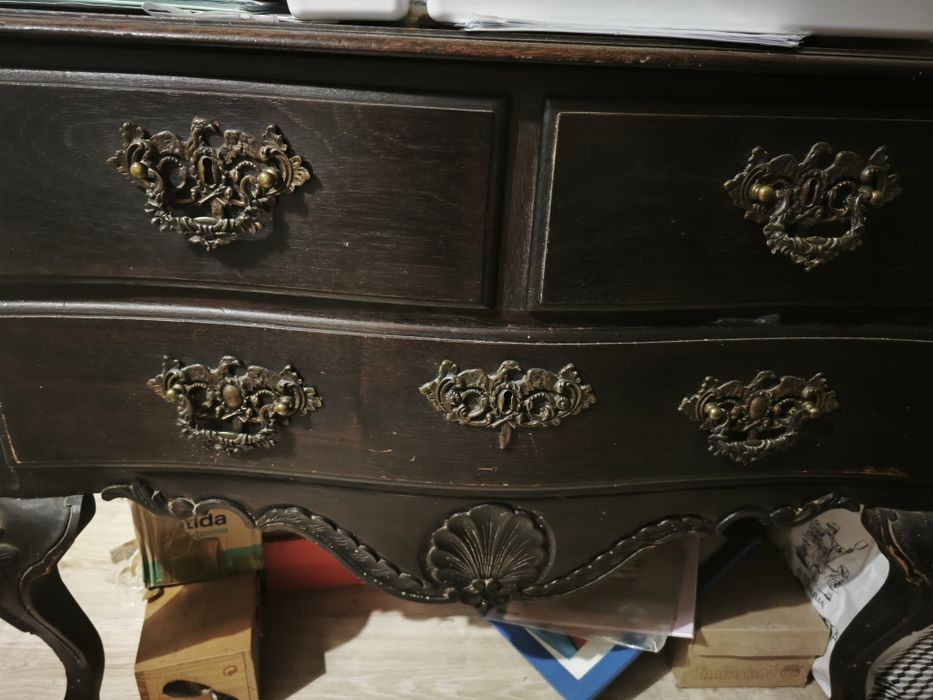 Cómoda antiga D. João V