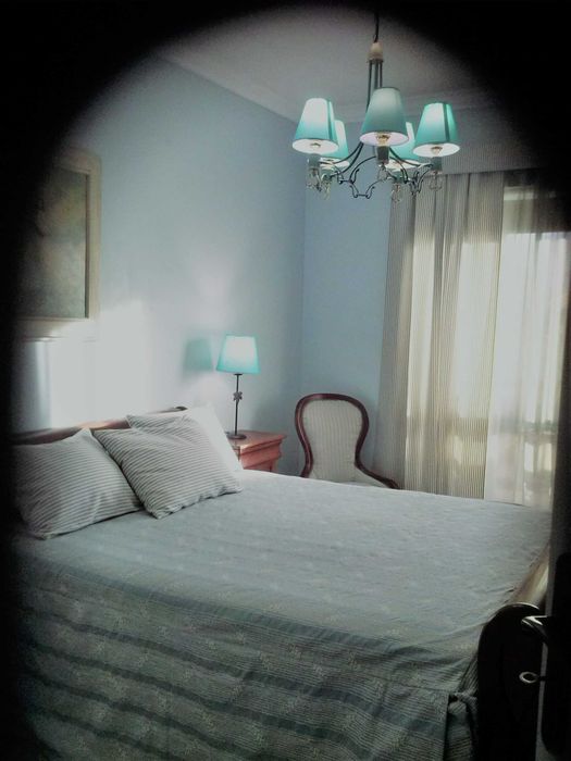Quarto no centro de Rio Tinto