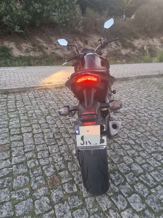 Honda CB 1000R Preto integral - como nova