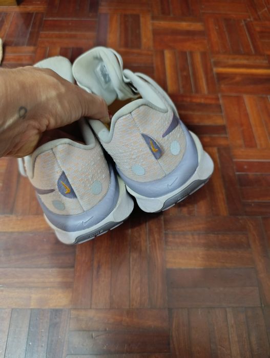 Sapatilhas nike com pouco uso