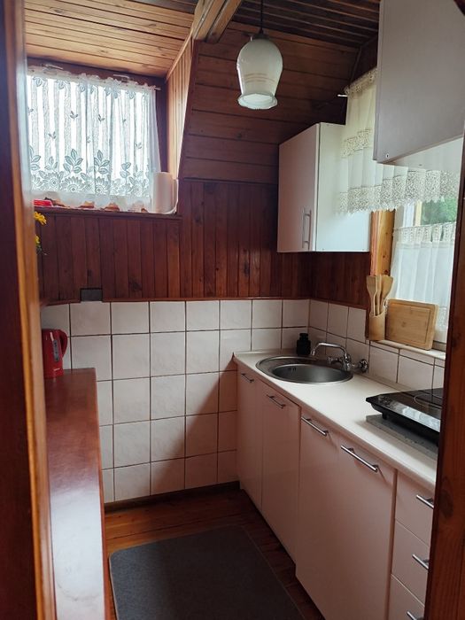 U Cecylii- domek letniskowy  w Rowach.