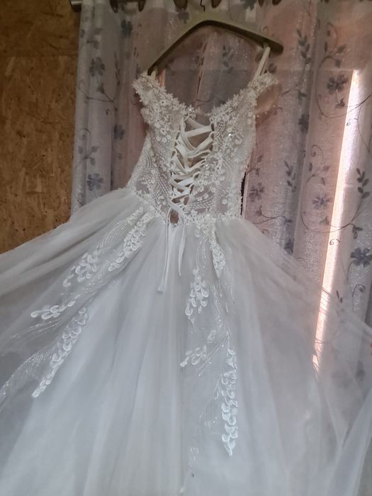 Vestido de noiva + veu