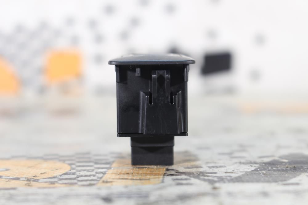 Botão / interruptor electromecânico / relé AUDI A6 (4G2, 4GC, C7)