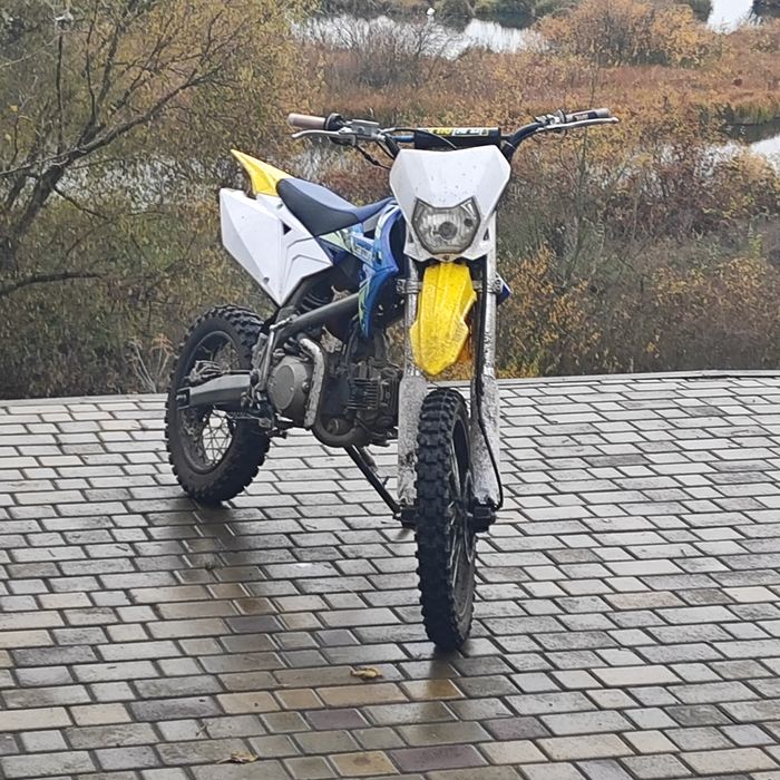 Продам питбайк Бартон СРОЧНО так как выезжаю за границу