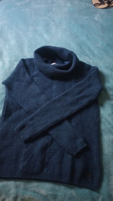 Piękny golf damski sweter Lee r.S