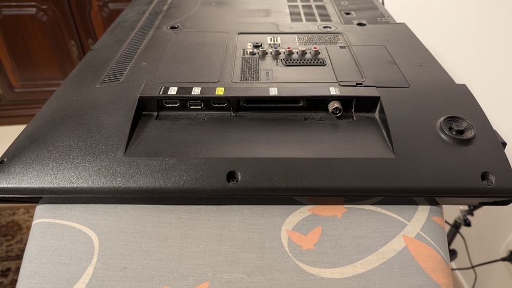 Televisão Samsung (TV avariada)