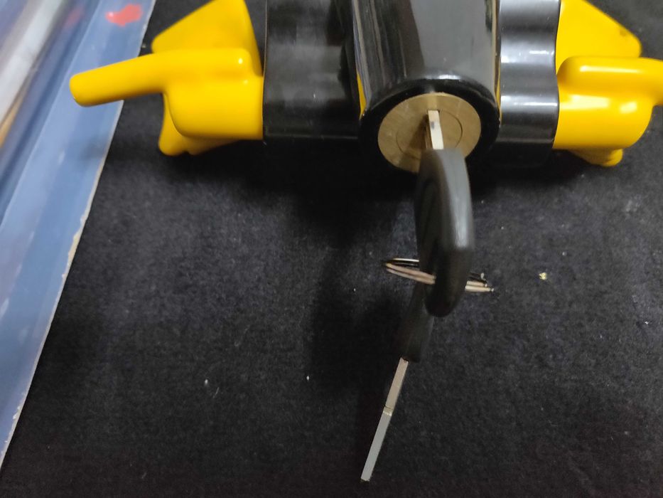 Conjunto de Trancas  Anti roubo e chave  Extensível