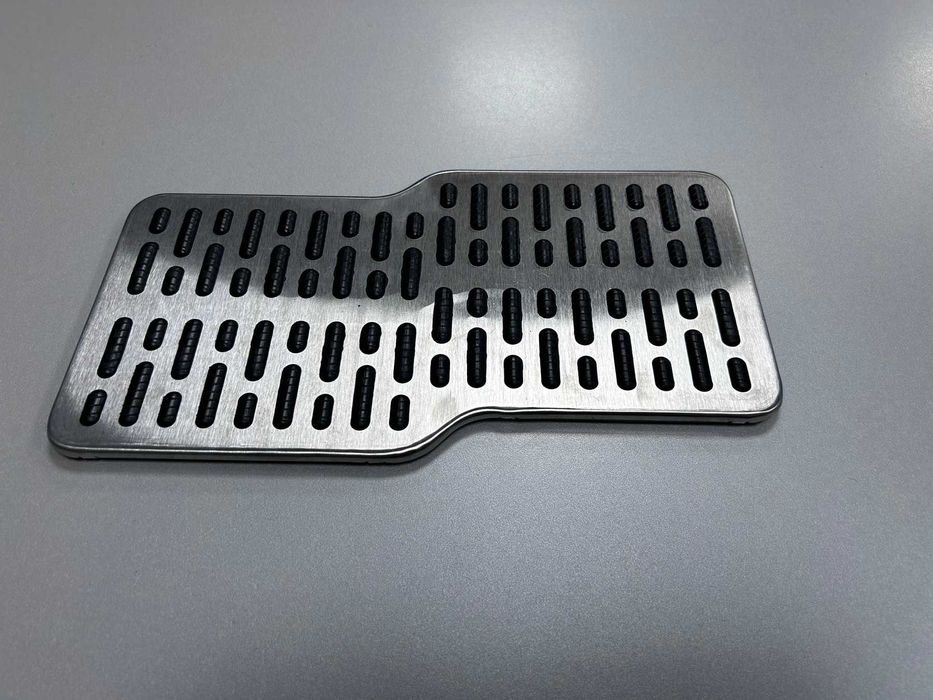 Авто коврики подпятник підп'ятник для BMW E46 E60 E39 E70 E53 E90 F30