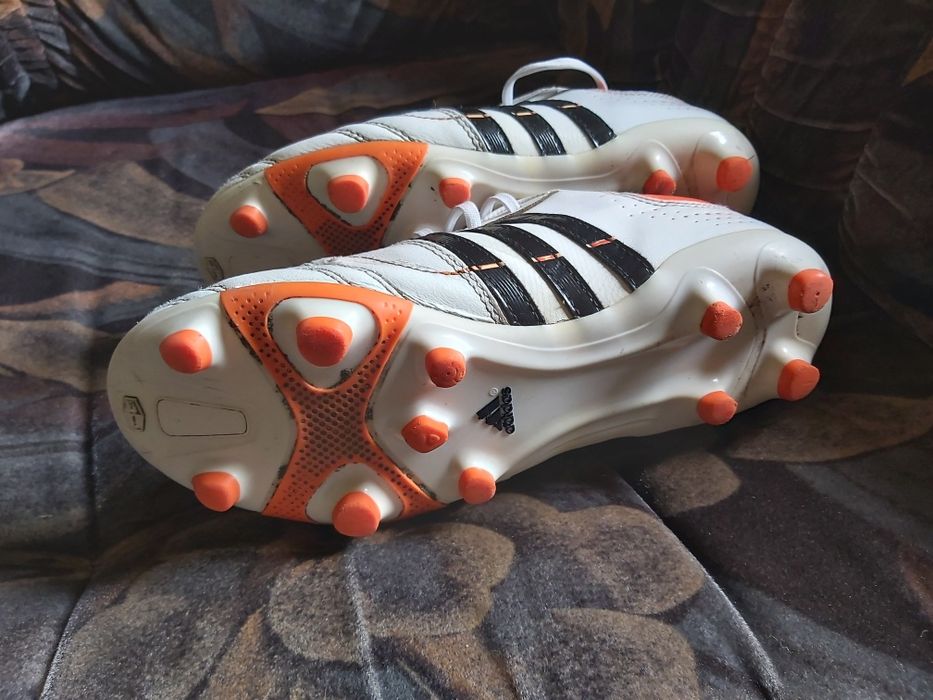 Buty piłkarskie Adidas 38 korki lanki skóra naturalna