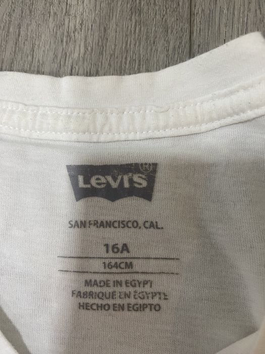 Camisola da marca levi’s