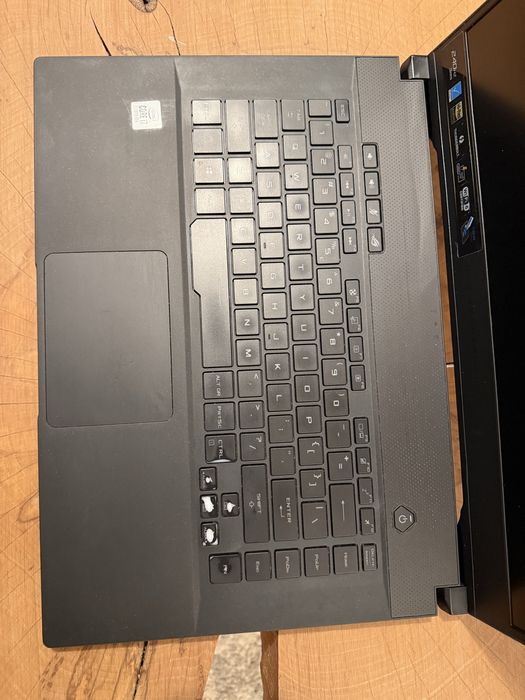 Laptop Asus Rog GU502L
