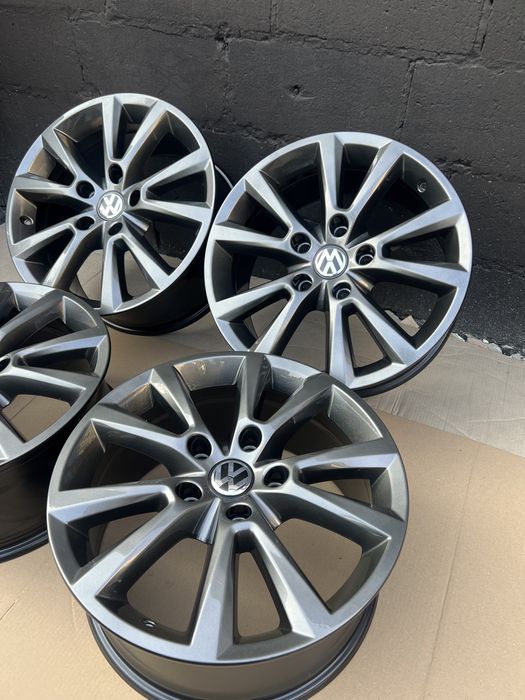 Диски р18 5/130 ет53 Volkswagen Touareg original