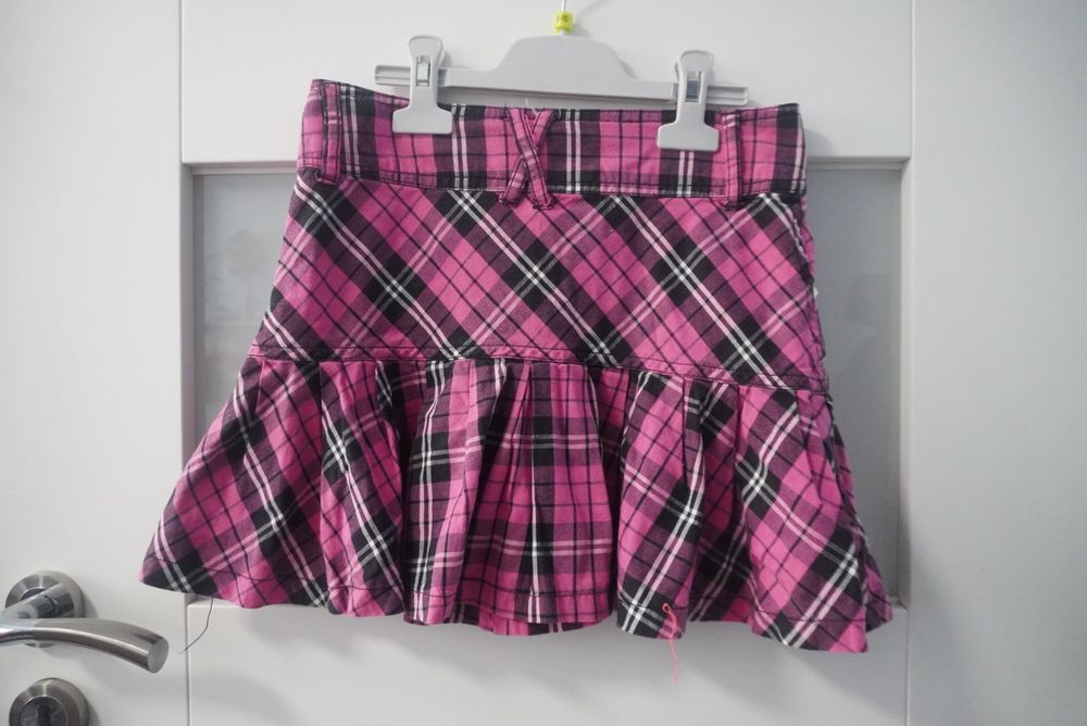 Spódniczka dziewczęca