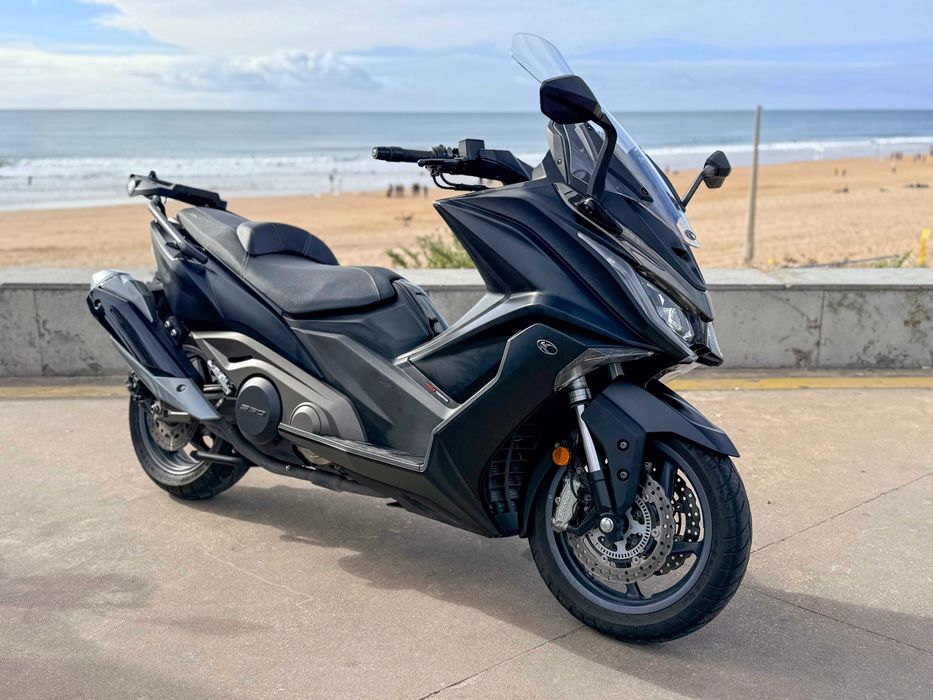 Maxiscooter KYMCO AK550