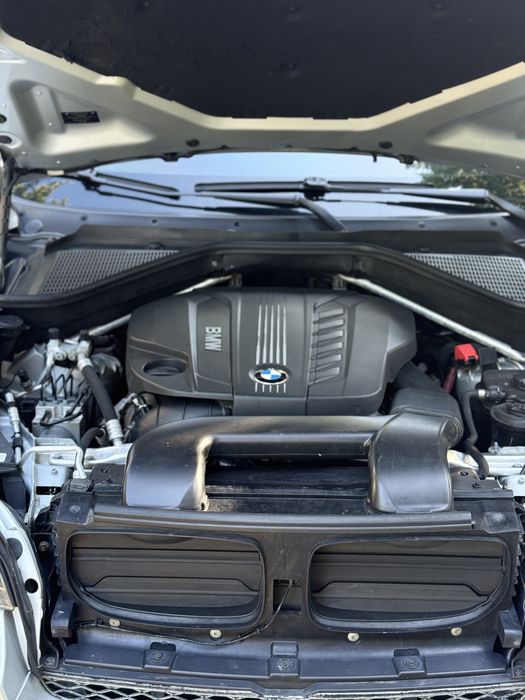Продам BMW X6 e71 40D