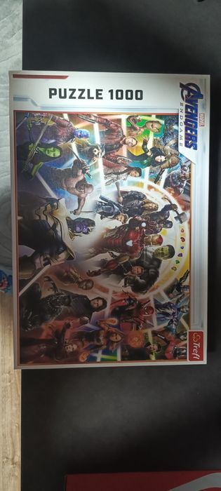 Puzzle 1000 elementów Avengers