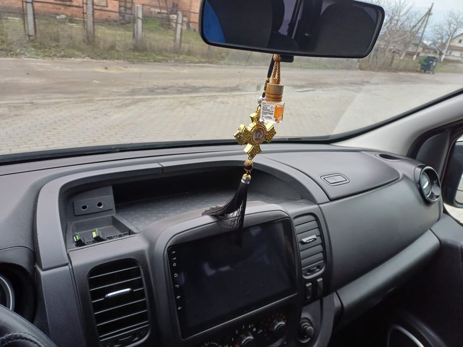 Продаю машину перший власник в Україні