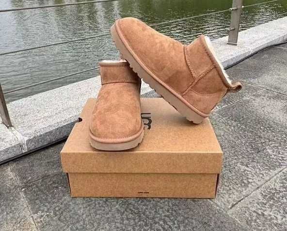 UGG Classic Mini Boots Chestnut r.40
