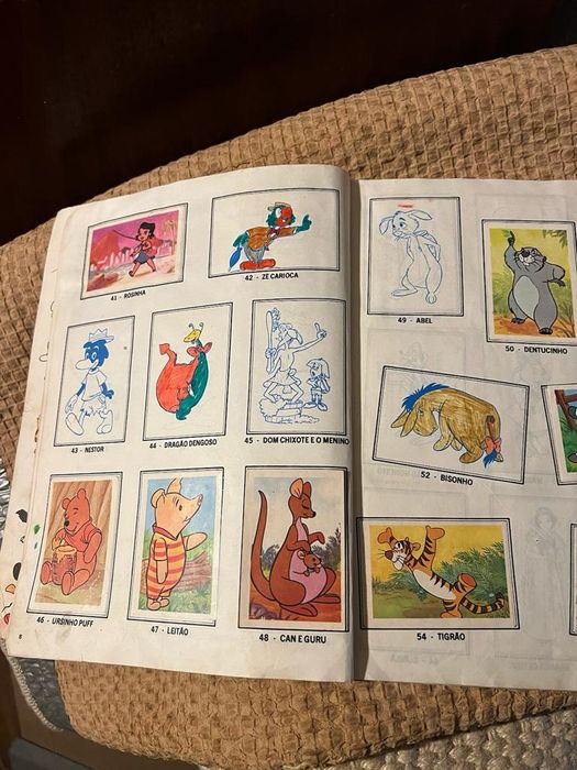 Caderneta cromos antiga walt disney