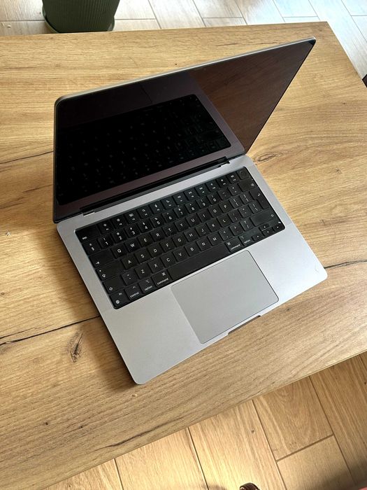 MacBook 14 M1 Max 2021  | 64RAM | 1TB | 24GPU | 10CPU |