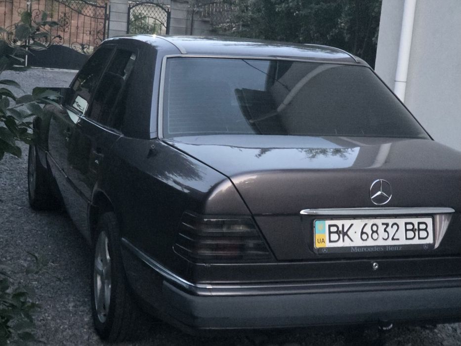 продам мерседес 124