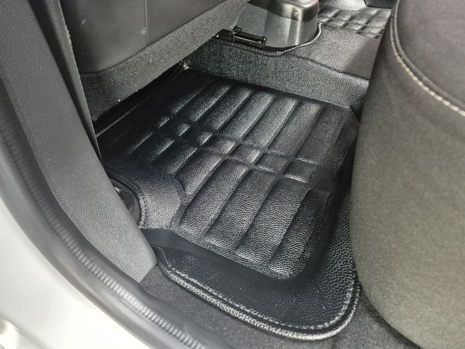 Килимки 5D Renault Logan ІІ с 2013 р.