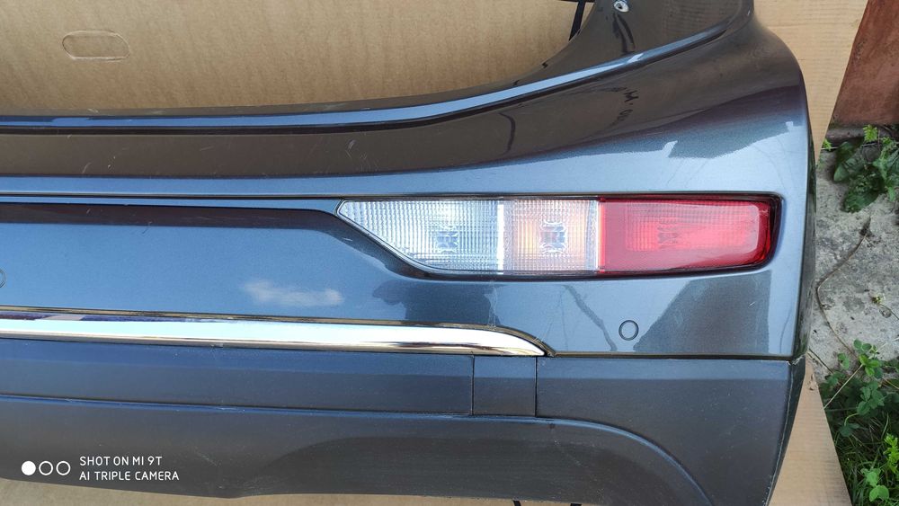 Бампер задній Chevrolet Bolt EV в зборі