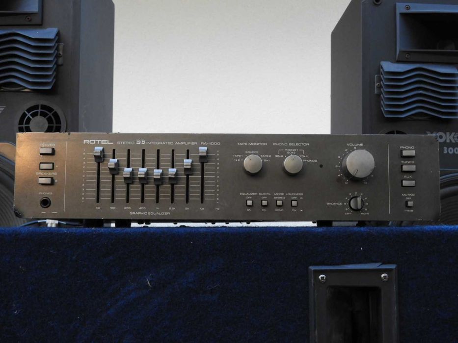 Wzmacniacz Rotel RA -1000 część zestawu audio