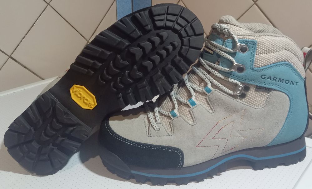 Жіночі ботинки Garmont gore tex  розмір 39.5