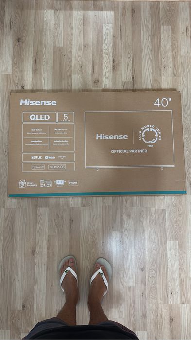 Vendo TV hisense na caixa