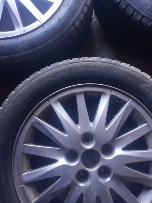 Шини 2 комплекти