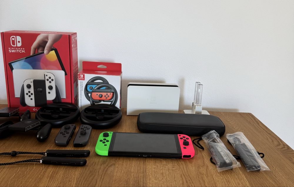 Nintendo Switch Oled com acessórios