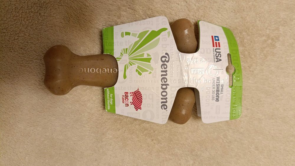 Жувальна іграшка Benebone Wishbone для агресивних собак, США