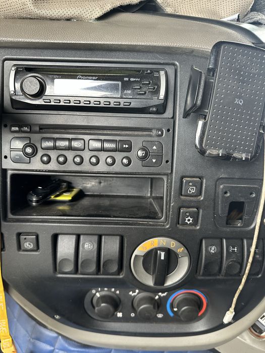 Продам тягач Daf XF 105.460  SCHMITZ мега