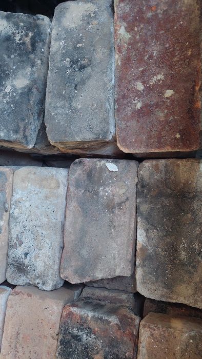 Цегла вогнетривка б/у 30грн/шт