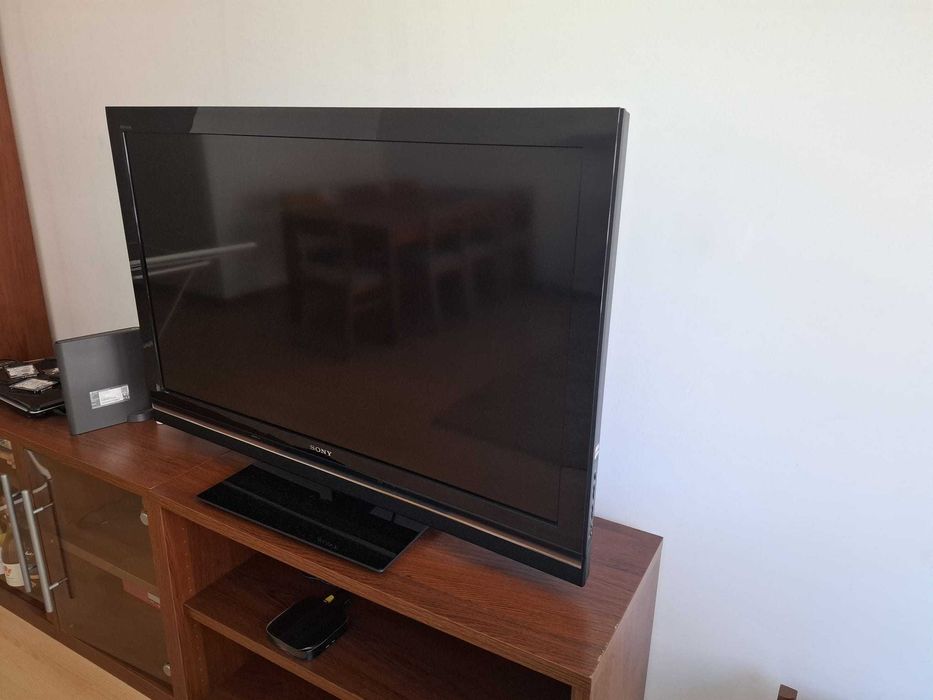 Televisão Sony Bravia KDL-46W5500 46" Full HD – Bom Estado