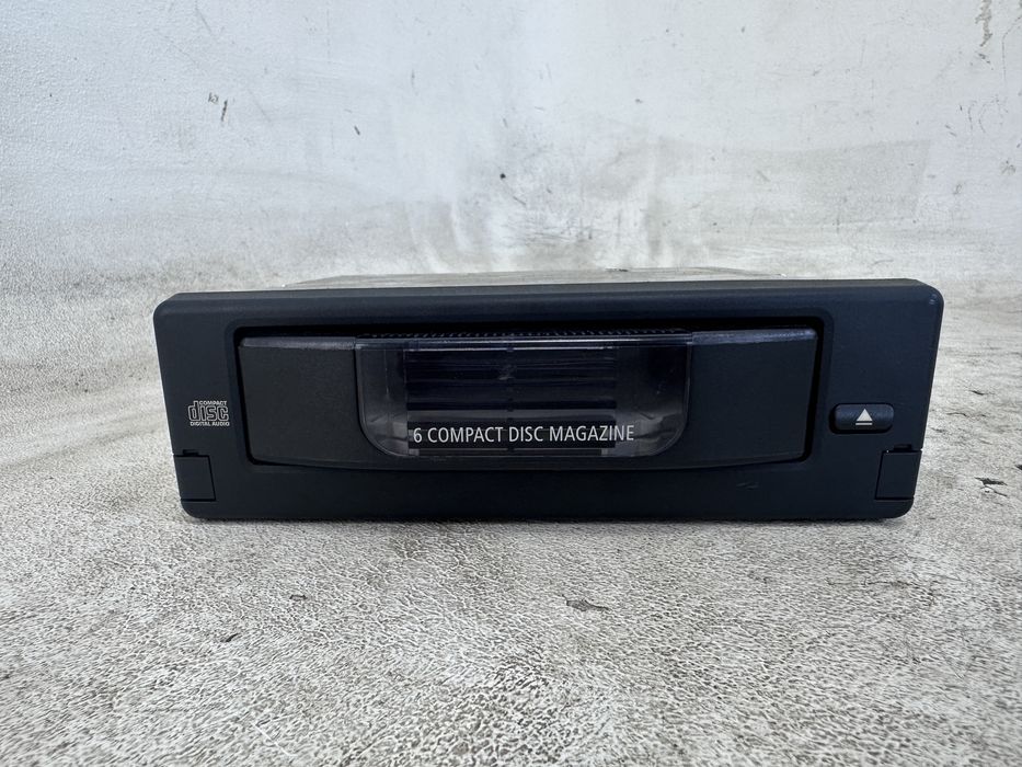 Bmw 5 E60 E61 zmieniarka płyt CD 6