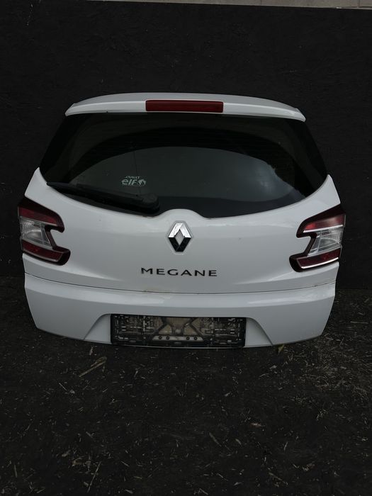 Задня ляда Рено Меган3 Кришка Багажника Renault Megan3