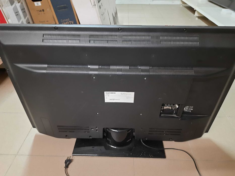 Продам телевізор 43" Telefunken D43F287N4CW