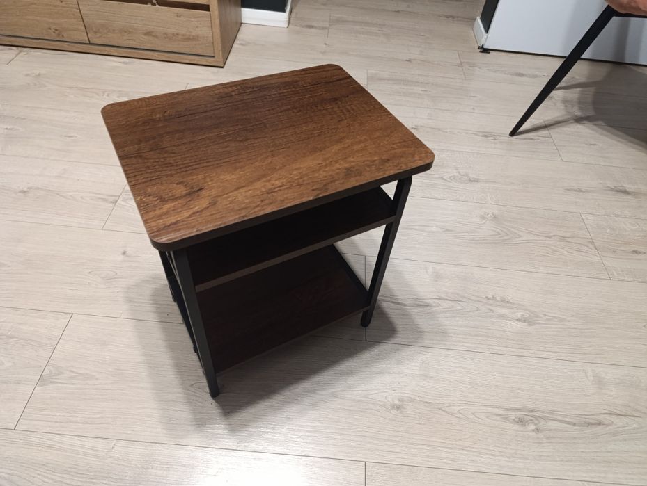 Stolik kawowy / do sypialni