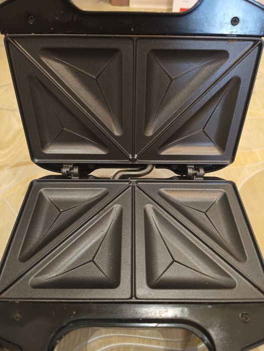 Бутербродниця Tefal ULTRACOMPACT (SM155212)