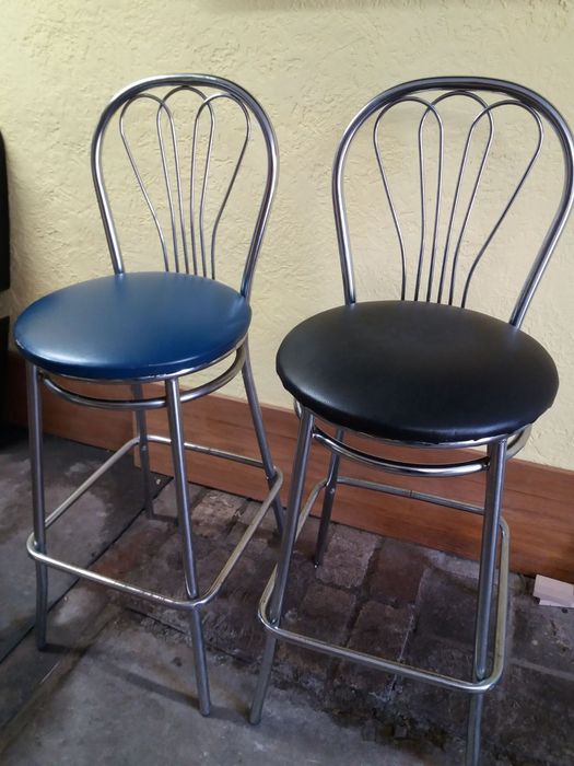 Продам барні стільці б/у