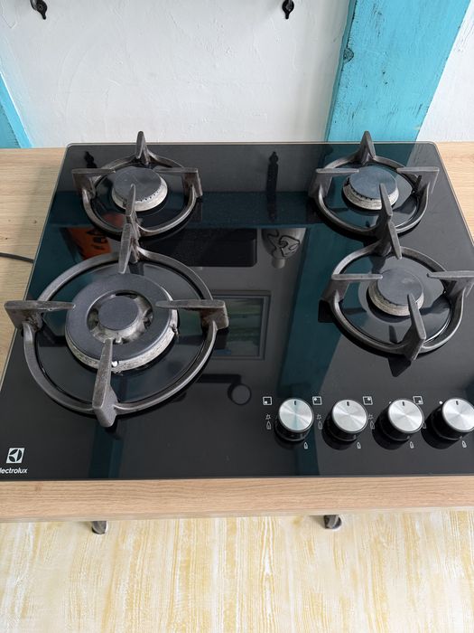 Варильна поверхня газова Electrolux KGG6437K