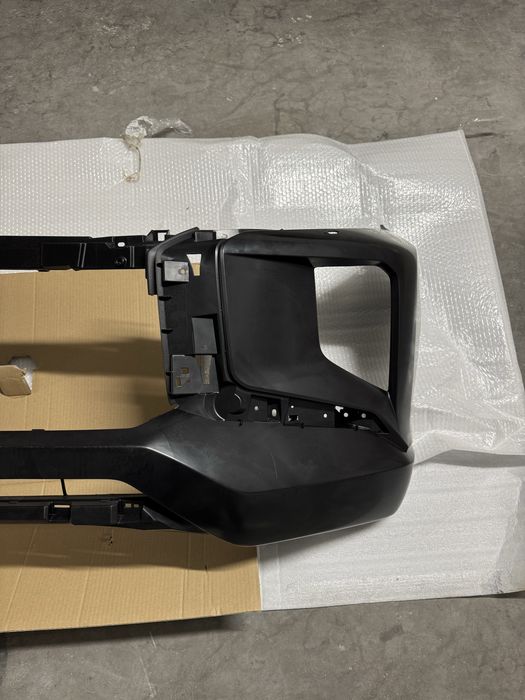 L200 Mitsubishi para-choques