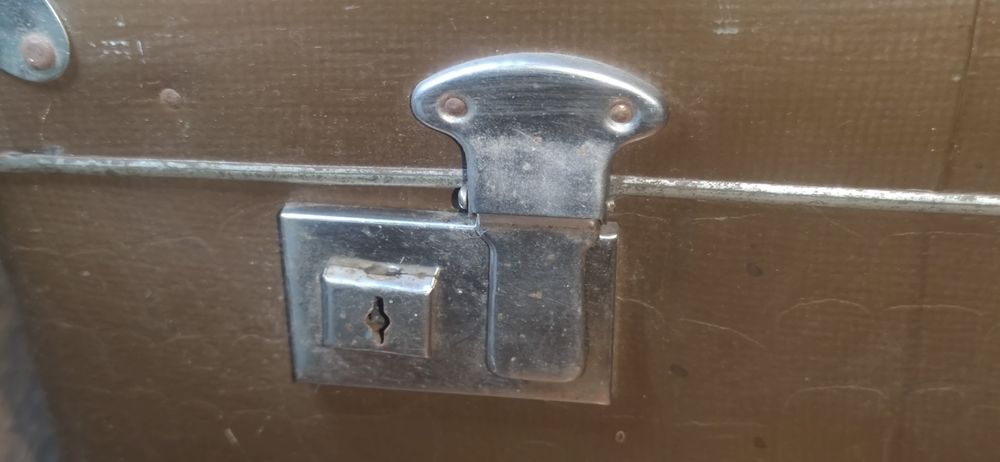 Валізи з радянських часів