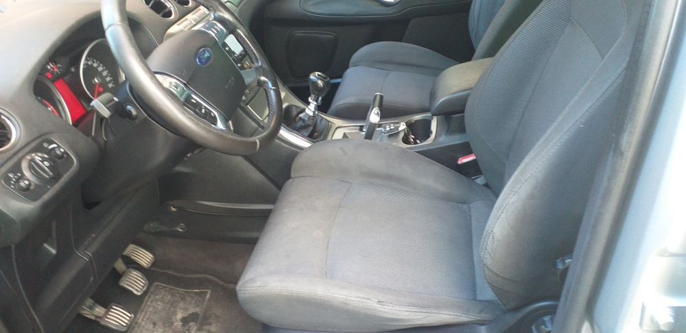 Ford S-Max 1.8 Tdci 5 lug.Em bom estado geral